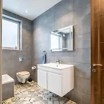 Apartamento Lily Of The Hill - 2 Bedr, 3 Bath