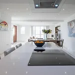 Apartamento Lily Of The Hill - 2 Bedr, 3 Bath *