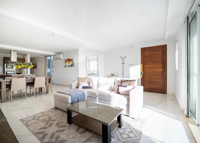 Apartment Lily Of The Hill - 2 Bedr, 3 Bath