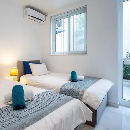 Lily Of The Hill - 2 Bedr, 3 Bath