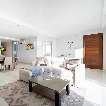 Διαμέρισμα Lily Of The Hill - 2 Bedr, 3 Bath