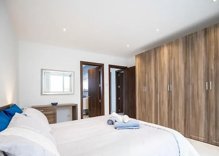 Apartamento Lily Of The Hill - 2 Bedr, 3 Bath *